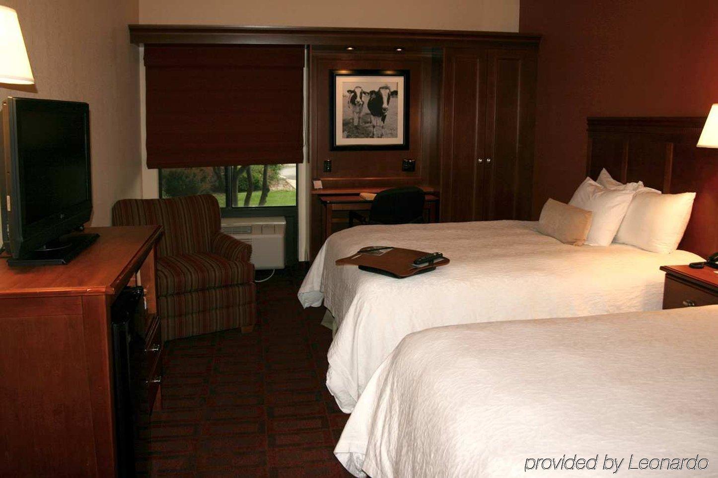 Hampton Inn ואוסאו חדר תמונה
