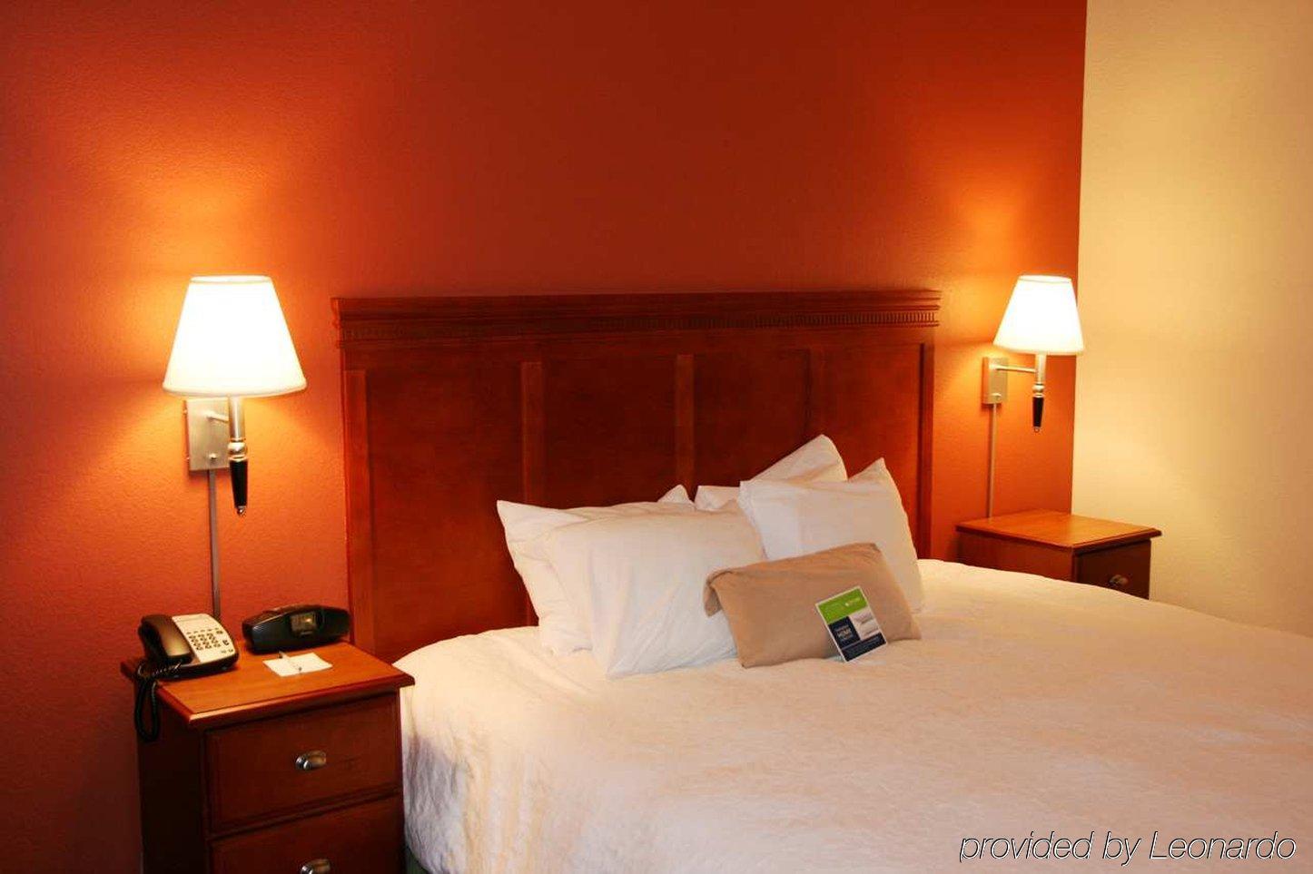 Hampton Inn ואוסאו חדר תמונה